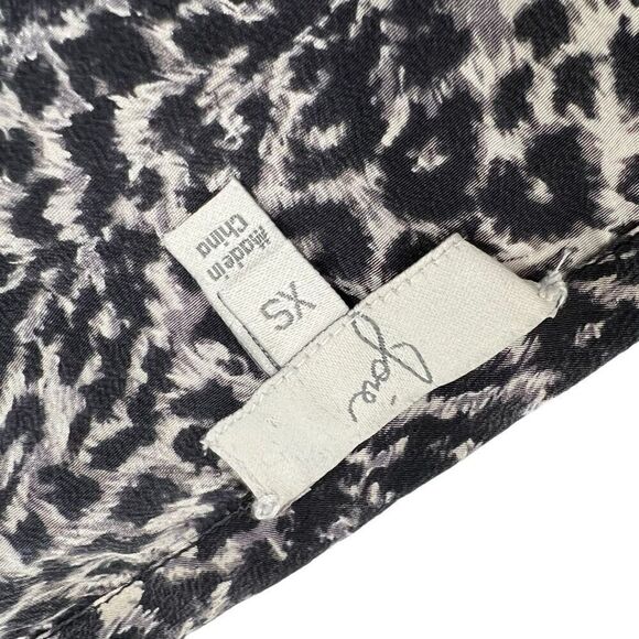Joie XS Women's Fonda Gray Ombre Silk Leopard Print Dolman Sleeve Blouse Size XS - Picture 3 of 11